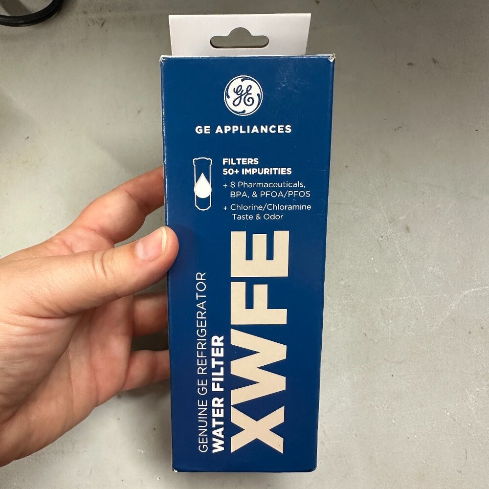 GE XWFE Refrigerator Water Filter, Genuine Replacement Filter New No Box